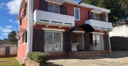 A vendre une villa type F6 située dans un quartier calme à Lazaina Avaradrano