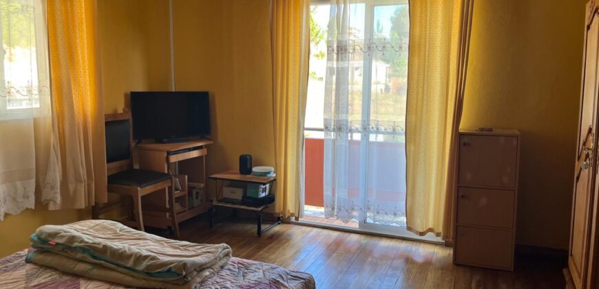 A vendre une villa type F6 située dans un quartier calme à Lazaina Avaradrano