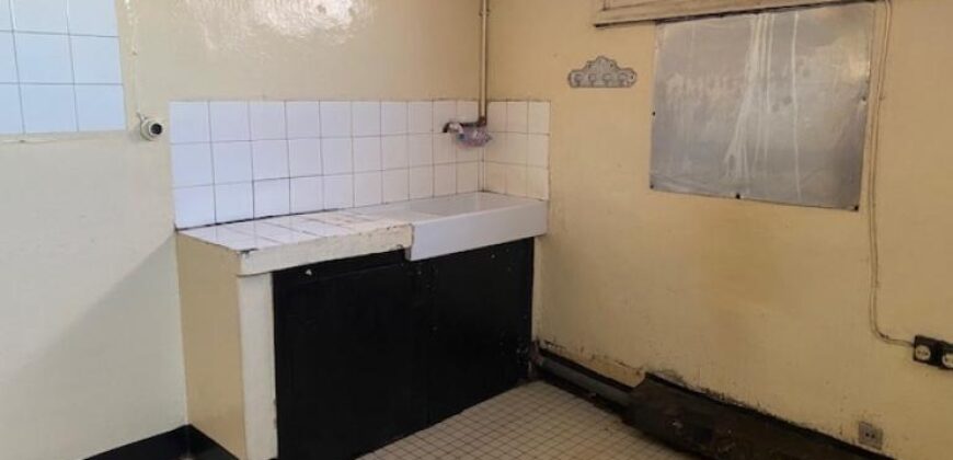 À louer un appartement de type F5 idéal pour bureau ou habitation situé dans un quartier recherché à Ankadifotsy