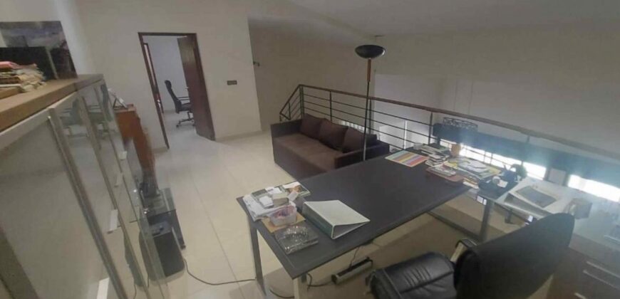 A vendre une villa T7 de standing de 200 m2 sur terrain de 1500 m2 située dans le quartier résidentiel d’Ambatoroka