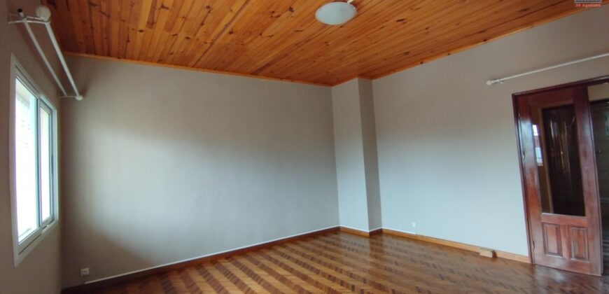 En location appartement T4 refait à neuf situé dans le quartier d’Itaosy