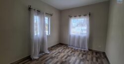 A louer une villa T4 sur un terrain de 500m2 située à Ambatobe