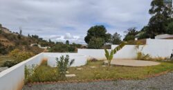 A louer une villa T4 sur un terrain de 500m2 située à Ambatobe