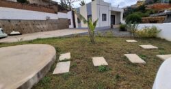 A louer une villa T4 sur un terrain de 500m2 située à Ambatobe