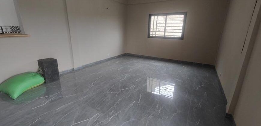 A vendre une charmante villa à étage T4 d’environ 110 m2 située dans un quartier calme à Ambohijanahary