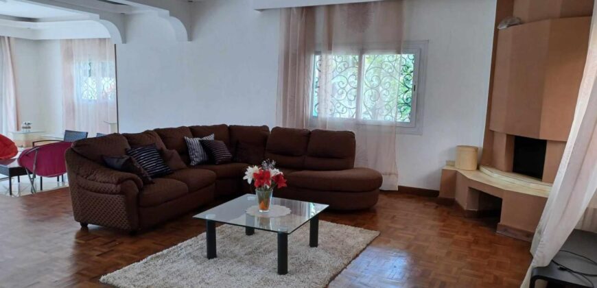 Location villa T6 à étage située dans un quartier calme de Mahabo Andoharanofotsy