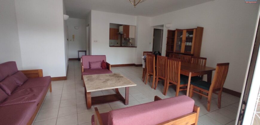 À louer charmant appartement T3 meublé situé dans une résidence sécurisée à Mahamasina