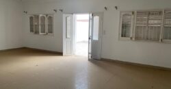 À louer une villa de type F3 avec garage située à Tanjombato