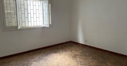 À louer une villa de type F3 avec garage située à Tanjombato