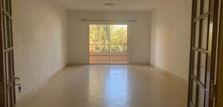 À louer un agréable appartement T4 dans un quartier résidentiel calme à Ampandrianomby