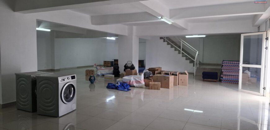 Location d’un entrepôt de 480 m2 situé dans une enceinte sécurisée à Ambolokandrina
