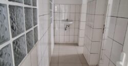 À louer deux bureaux spacieux situés à Ambolokandrina
