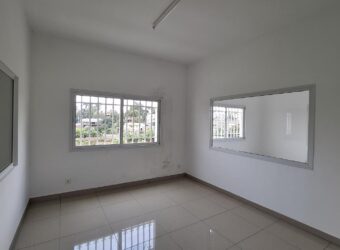 Location deux bureaux de 105.25 m2 chacun situés à Ambolokandrina