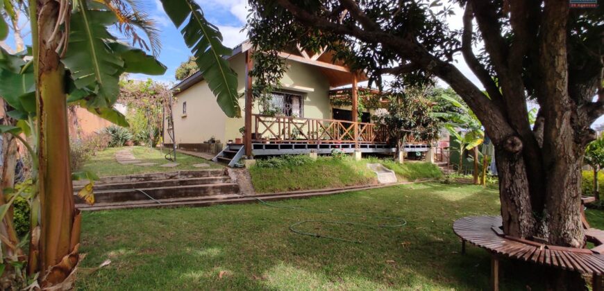 Location d’une villa T4 non meublée de plain-pied située Manjaka Ilafy