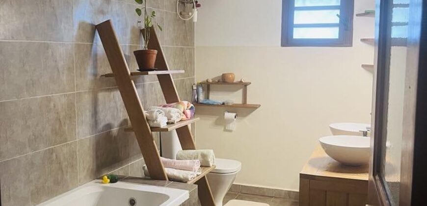 Location d’une villa T4 non meublée de plain-pied située Manjaka Ilafy