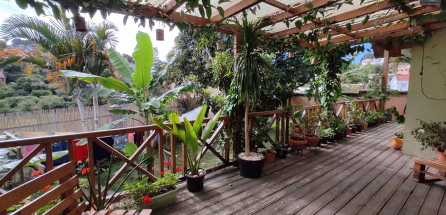 Location d’une villa T4 non meublée de plain-pied située Manjaka Ilafy