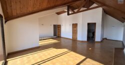 Location d’un spacieux appartement T3 offrant une vue imprenable situé sur La Haute Ville