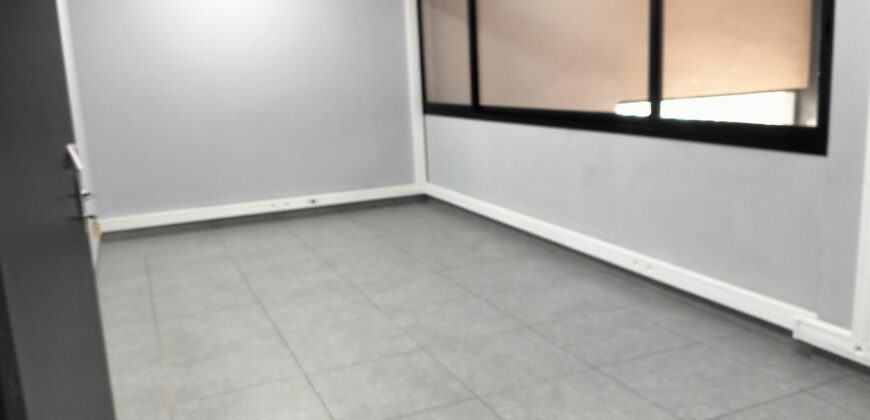Location d’un entrepôt de 225 m2 idéal pour diverses activités professionnelles situé à Ankorondrano