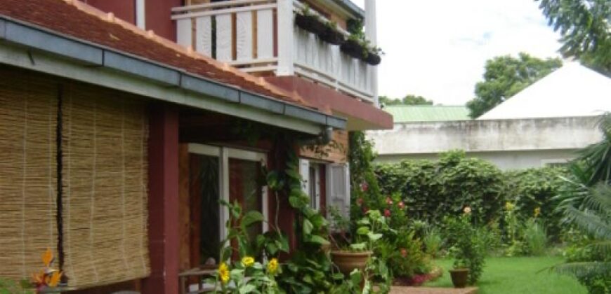 À louer une charmante villa T4 sur un terrain 1000m2 située dans un quartier calme à Ankerana