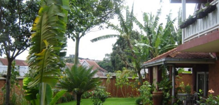 À louer une charmante villa T4 sur un terrain 1000m2 située dans un quartier calme à Ankerana