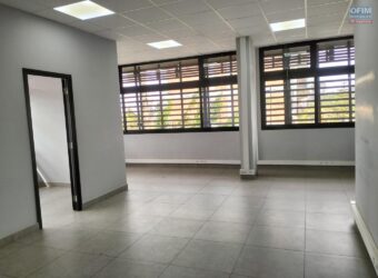 À louer un grand bureau de 508 m2 situé dans un immeuble sécurisé à Ankorondrano