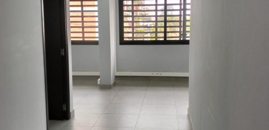 À louer un grand bureau de 508 m2 situé dans un immeuble sécurisé à Ankorondrano