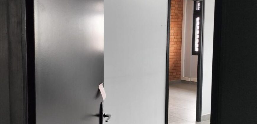 Location d’un local professionnel de 251 m2 situé au coeur d’un quartier d’affaires dynamique à Ankorondrano