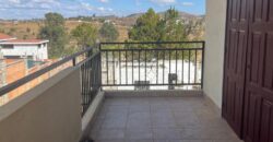 En vente villa T6 sur un terrain de 800 m2 située Andranovelona Ilafy