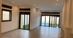Location belle villa T6 avec piscine située dans un quartier calme proche du lycée français sur Ambatobe