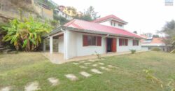 À vendre une charmante villa T5 sur un terrain de 1000 m2 avec une vue imprenable située à Fort Votron