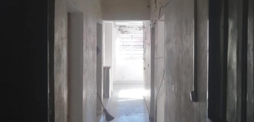 À vendre une villa polyvalente en cours de finition située au cœur de Betongolo