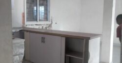 À vendre une villa polyvalente en cours de finition située au cœur de Betongolo