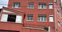 À louer une spacieuse villa T8 sur 5 niveaux située dans un quartier calme sur la Haute Ville