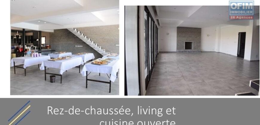 Location d’une belle villa moderne de type F5 avec piscine située à Anosiala Alakamisy