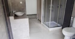 Location d’une belle villa moderne de type F5 avec piscine située à Anosiala Alakamisy