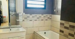 À louer une villa T4 semi-meublée située à Mahazoarivo Ambohitsoa