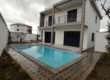 En vente une villa neuve avec piscine de 200 m2 habitable sur un terrain de 420 m2 située à Manadriana Ambatobe