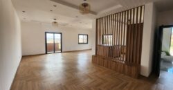 Louez cet appartement neuf T4 situé dans un quartier calme et résidentiel à Andranomena