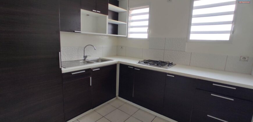 Location d’un appartement T2 situé dans un immeuble sécurisé à Analamahitsy,