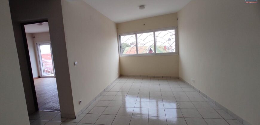 Location d’un appartement T2 situé dans un immeuble sécurisé à Analamahitsy,