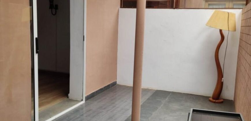 À louer appartement de type F3 situé dans un quartier calme et résidentiel Androhibe