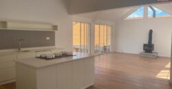 Location d’un grand appartement T5 de 208 m2 avec piscine situé dans une résidence sécurisée à Ambohipotsy