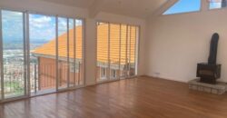 Location d’un grand appartement T5 de 208 m2 avec piscine situé dans une résidence sécurisée à Ambohipotsy