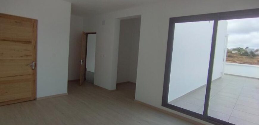 En vente une superbe villa neuve de style moderne située dans un quartier résidentiel à Ilafy Andranovelona