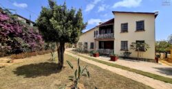 À louer une spacieuse villa F6 avec garage fermé située à Ivato Ambohijanahary proche de l’aéroport