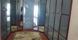 À louer une spacieuse villa meublée F5+ située dans une résidence sécurisée à Androhibe