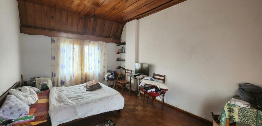 En vente une villa de type F5 située dans un quartier résidentiel paisible à Ambohibao