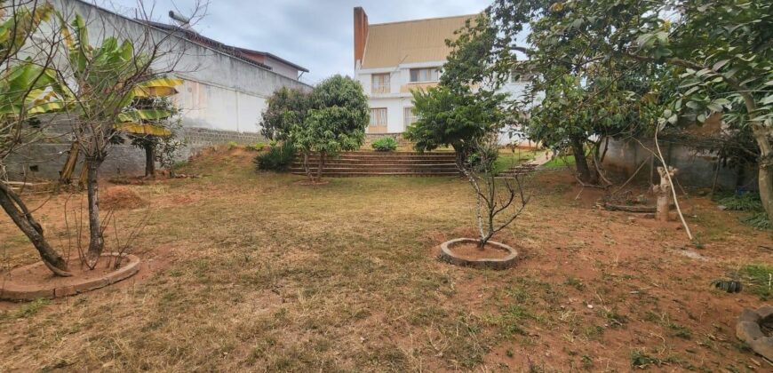 En vente une villa de type F5 située dans un quartier résidentiel paisible à Ambohibao