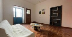 Location d’un studio meublé situé dans un immeuble sécurisé à Isoraka