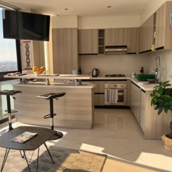 À louer un bel appartement T2 meublé situé à Faravohitra